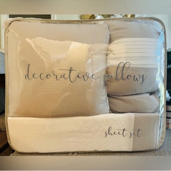 🎉LAST PIECE 🎉DREAM STORIES 10Pc Extra Soft Solid Comforter Set - Picture 1 of 11